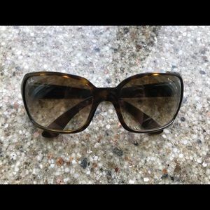 Ray Ban Women's Sunglasses